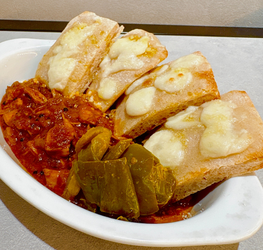 夏にぴったり！「ぼくのカレーピッツァ」をご紹介！