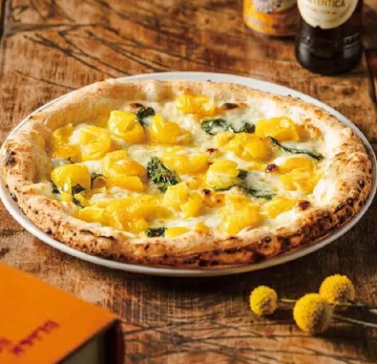 The TRATTORIA SALVATORE CAFE BASEGATE横浜関内店限定PIZZA